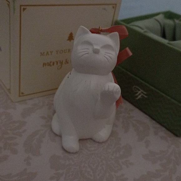 Ornament - Picture 5 of 11